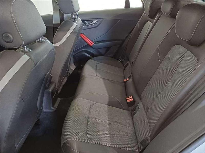 Gebraucht Audi Q2 Sport 116 PS (85 kW) 2019 Florettsilber metallic SUV