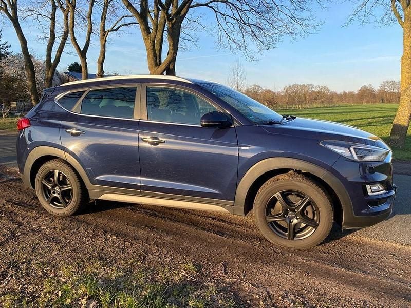 Gebraucht Hyundai Tucson Premium 185 PS (136 kW) 2019 Blau SUV