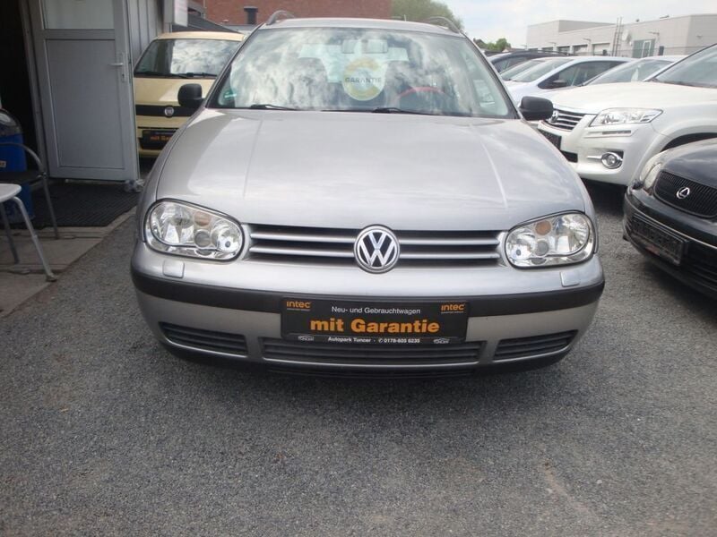 Grau Gebraucht 2002 VW Golf IV Kombi | 2.000 € (Fairer Preis) - Bild 1/4