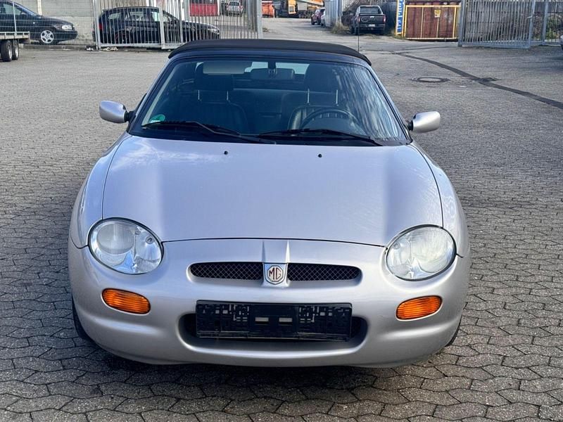 Gebraucht MG F 145 PS (106 kW) 1998 Silber Cabrio