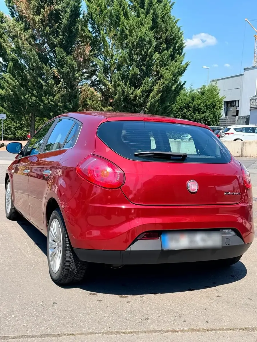Gebraucht Fiat Bravo 105 PS (77 kW) 2010 Rot Kleinwagen