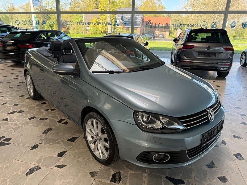 Usata VW Eos 140 CV (102 kW) 2012 Nero Cabrio