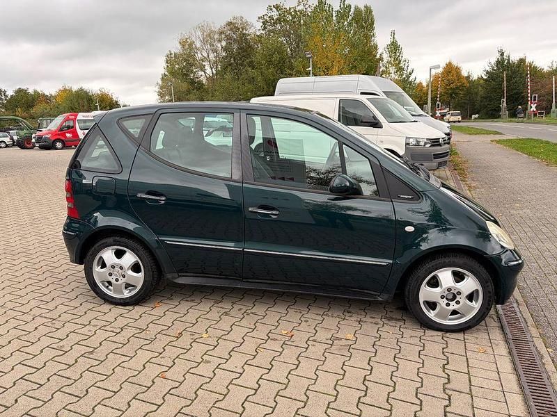 Gebraucht Mercedes A140 Avantgarde 82 PS (60 kW) 2001 Grün Kleinwagen