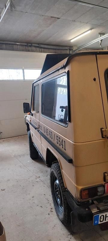 Gebraucht Mercedes G300 88 PS (64 kW) 1981 Beige SUV