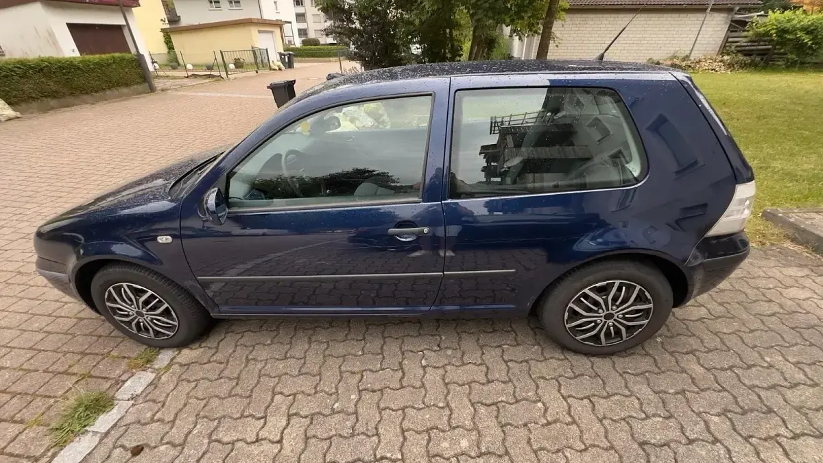 Gebraucht VW Golf 75 PS (55 kW) 2003 Blau Coupé