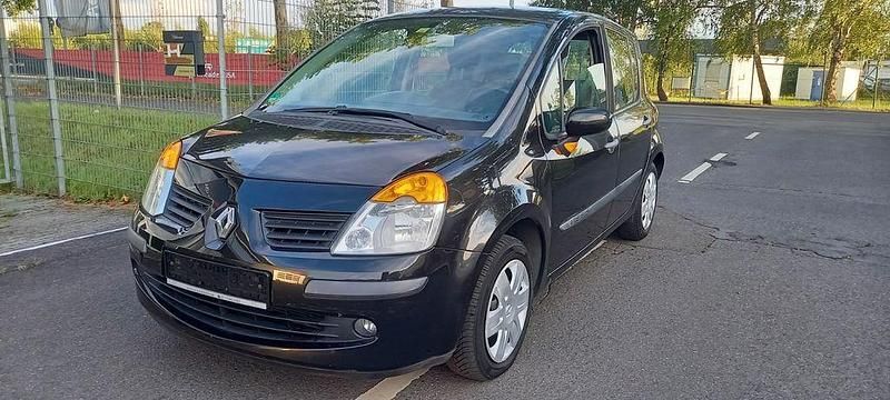 Braun Gebraucht 2005 Renault Modus Van / Kleinbus | 2.200 € (Etwas zu teuer) - Bild 1/4