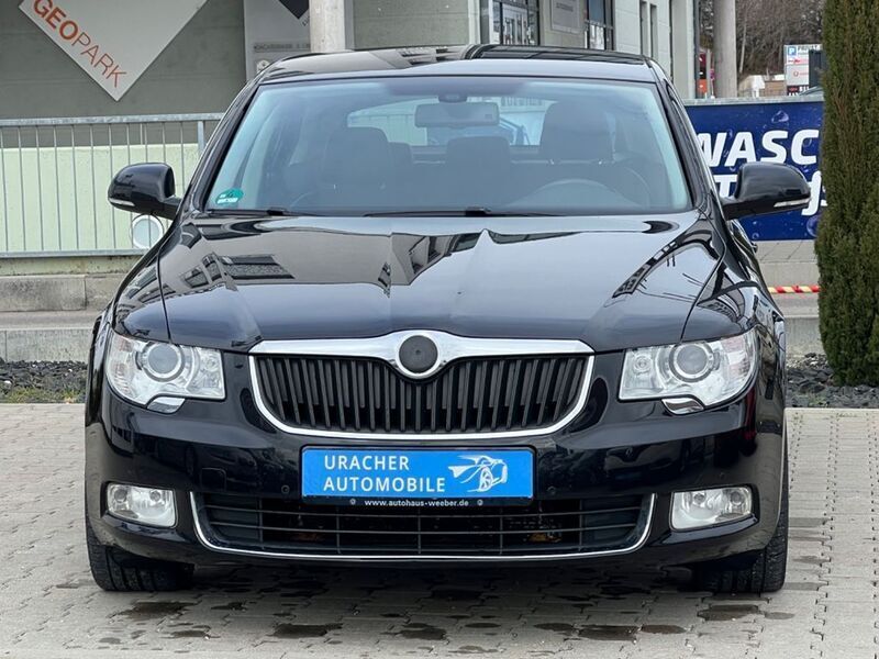 Gebraucht Skoda Superb Elegance 170 PS (125 kW) 2009 Schwarz Limousine