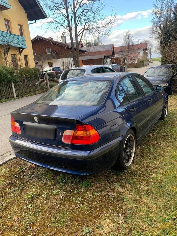 Gebraucht BMW 318 143 PS (105 kW) 2004 Limousine