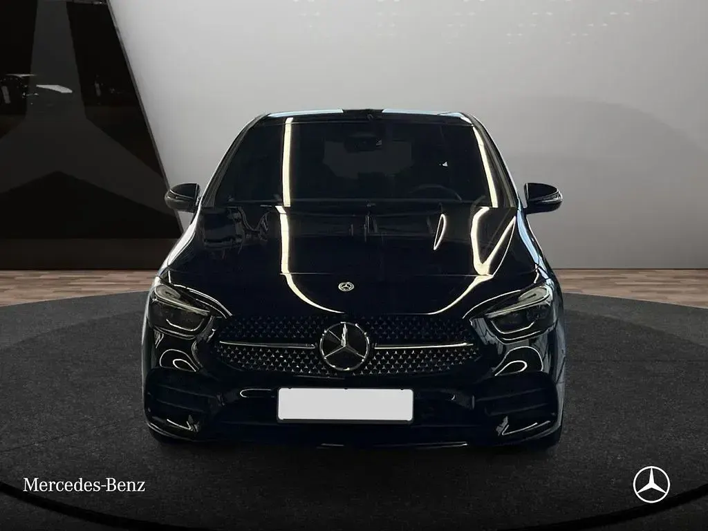 Gebraucht Mercedes B220 AMG 190 PS (139 kW) 2025 Schwarz Kleinwagen