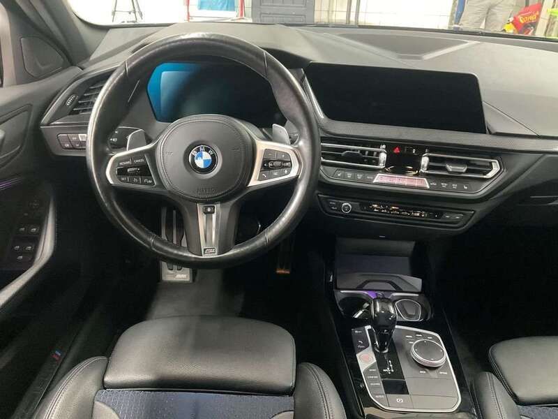 Schwarz Gebraucht 2021 BMW M135 Kleinwagen | 27.000 € (Guter Preis) - Bild 1/4