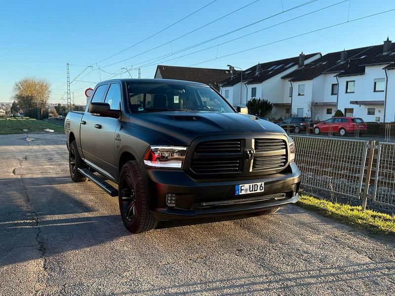 Gebraucht Dodge Ram 400 PS (294 kW) 2013 Schwarz Abholung