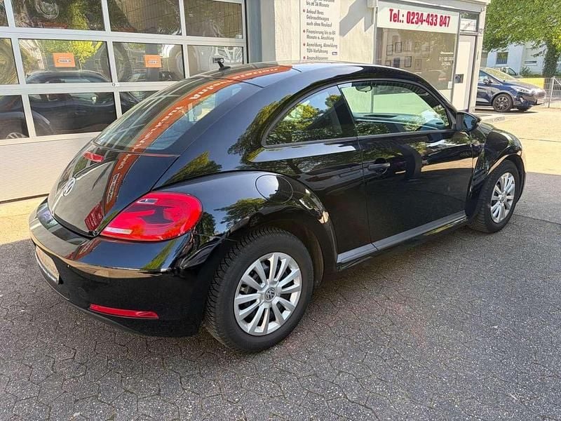 Second-hand VW Beetle 105 CP (77 kW) 2016 Negru Hatchback