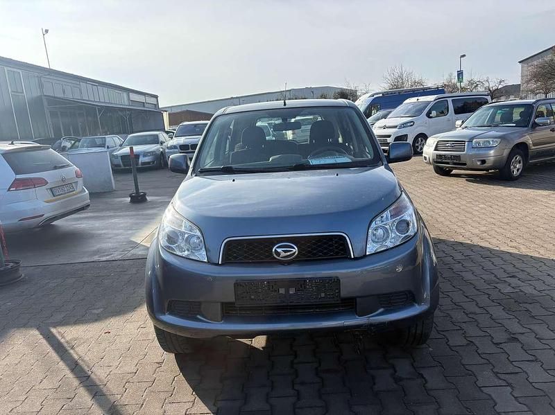 Grau Gebraucht 2006 Daihatsu Terios SUV | 2.499 € (Fairer Preis) - Bild 1/4