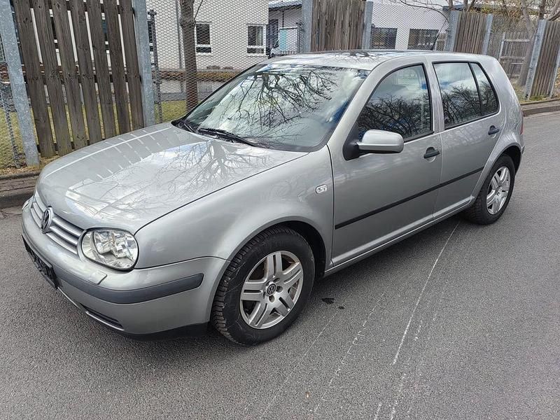 Gebraucht VW Golf IV 102 PS (75 kW) 2001 Silber Limousine