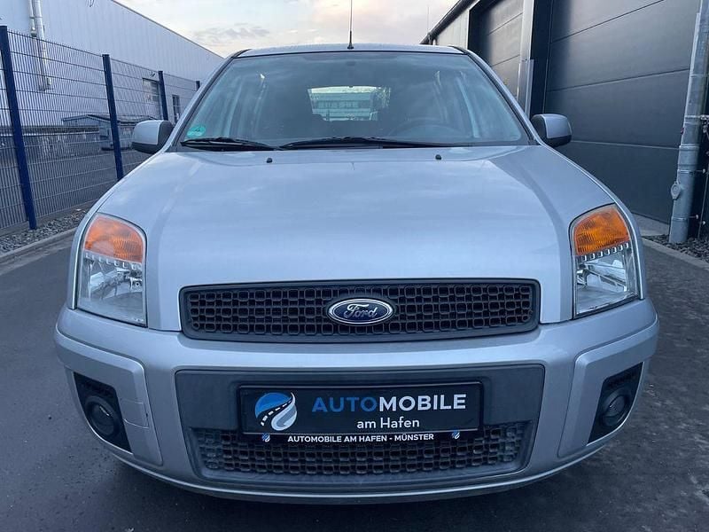 Gebraucht Ford Fusion Trend 80 PS (58 kW) 2011 Silber Kleinwagen