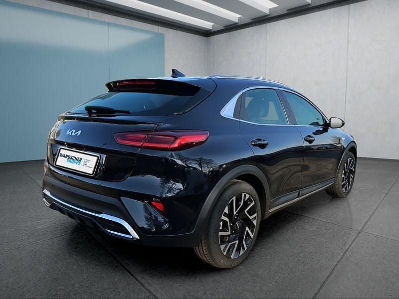 Neu Kia XCeed 140 PS (102 kW) 2025 Schwarz SUV