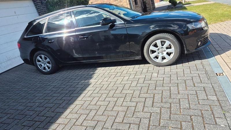 Gebraucht Audi A4 Ambiente 143 PS (105 kW) 2010 Schwarz Kombi