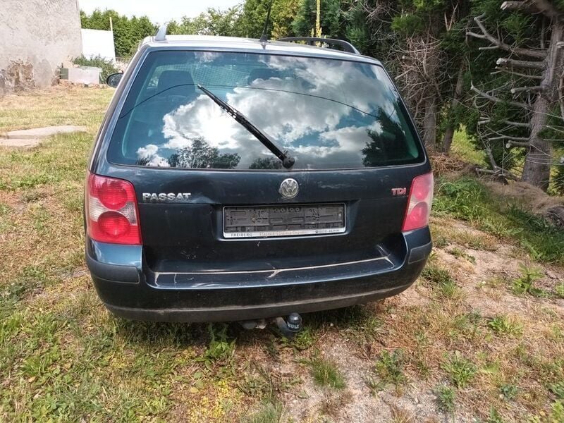 Gebraucht VW Passat 136 PS (100 kW) 2005 Blau Kombi