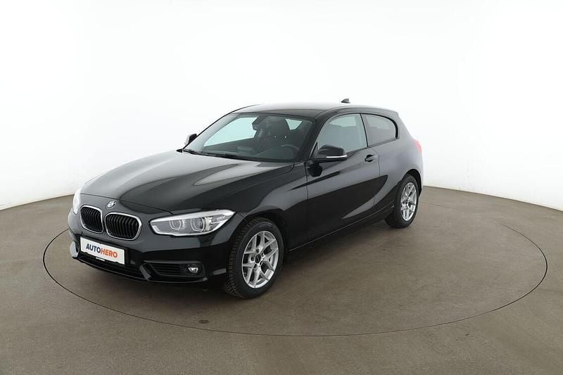 Usata BMW 120 Advantage 190 CV (139 kW) 2017 Nero Utilitaria
