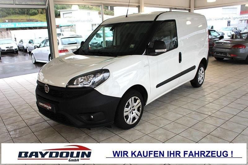 Weiß Gebraucht 2021 Fiat Doblò Van / Kleinbus | 14.000 € (Fairer Preis) - Bild 1/4