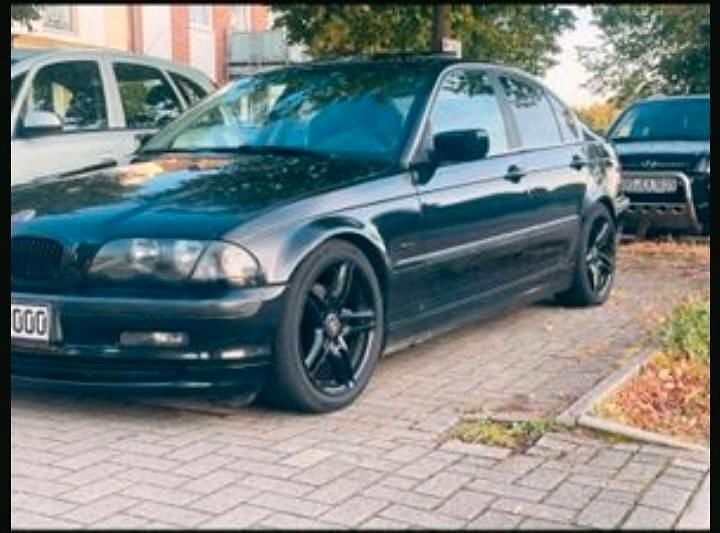 Schwarz Gebraucht 1998 BMW 320 Limousine | 1.700 € (Superpreis) - Bild 1/4
