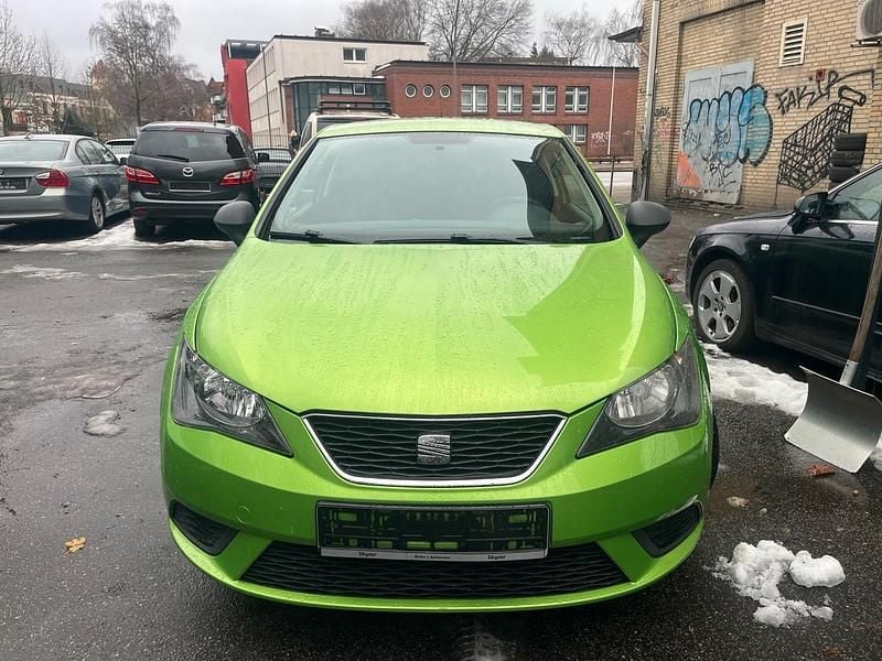 Grün Gebraucht 2012 Seat Ibiza Limousine | 1.950 € (Superpreis) - Bild 1/4