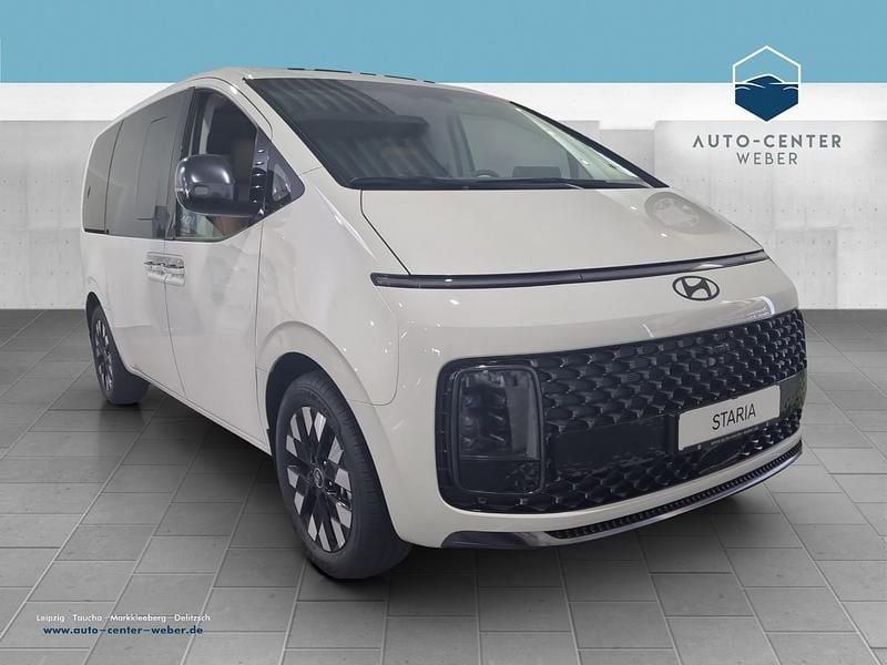 Creamy white Neu 2025 Hyundai Staria Van / Kleinbus | 48.990 € (Guter Preis) - Bild 1/4