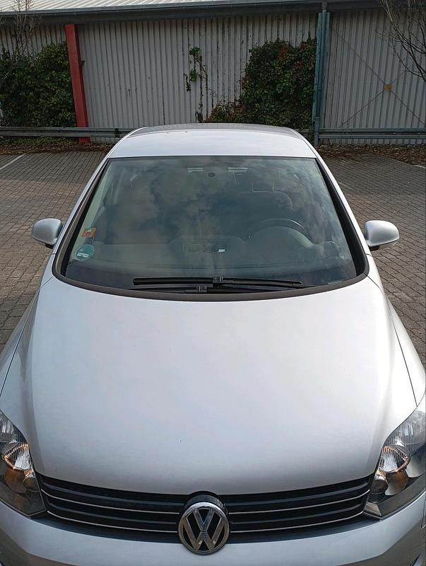 Gebraucht VW Golf Plus Cross 122 PS (89 kW) 2010 Silber Van / Kleinbus