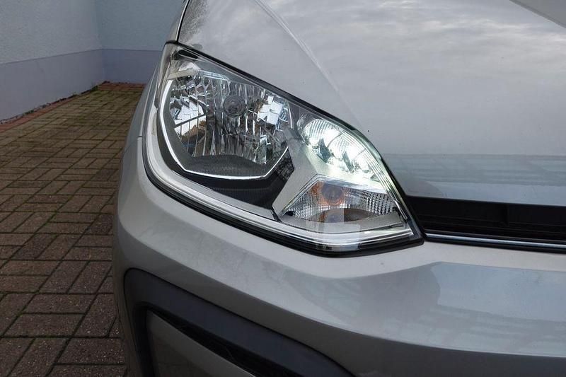 Gebraucht VW up! Sound 90 PS (66 kW) 2017 Silber Kleinwagen