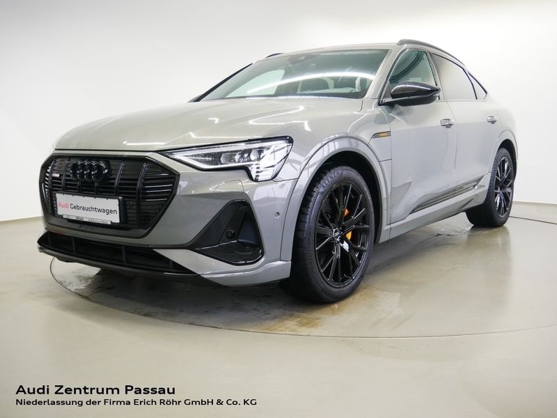 Grau Gebraucht 2022 Audi e-tron Sportback S-Line SUV | 49.390 € - Bild 1/4