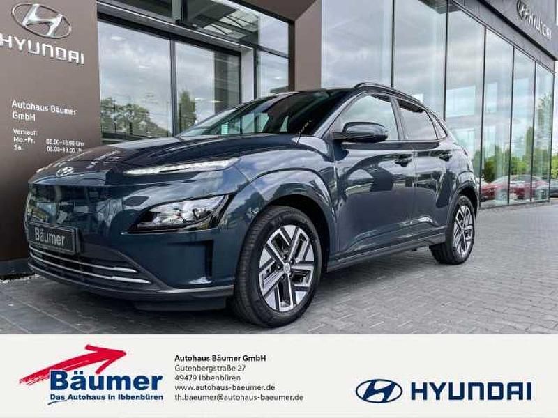 Teal blue / met (metallic) Gebraucht 2022 Hyundai Kona Edition 30+ SUV | 21.980 € (Teuer) - Bild 1/4