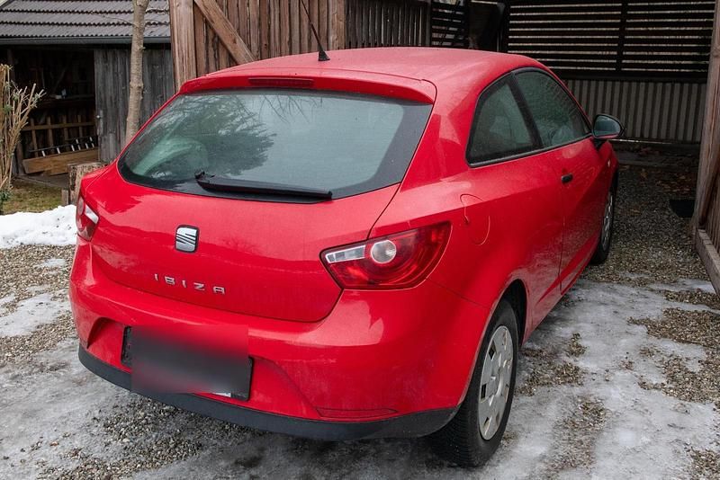 Gebraucht Seat Ibiza Reference 85 PS (62 kW) 2009 Rot Limousine