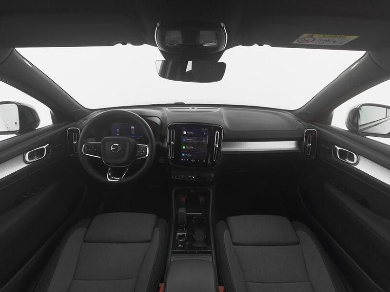 Gebraucht Volvo XC40 Plus 163 PS (119 kW) 2023 Schwarz SUV