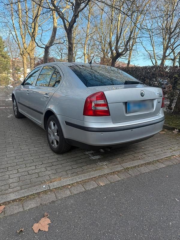 Gebraucht Skoda Octavia 105 PS (77 kW) 2005 Silber Limousine