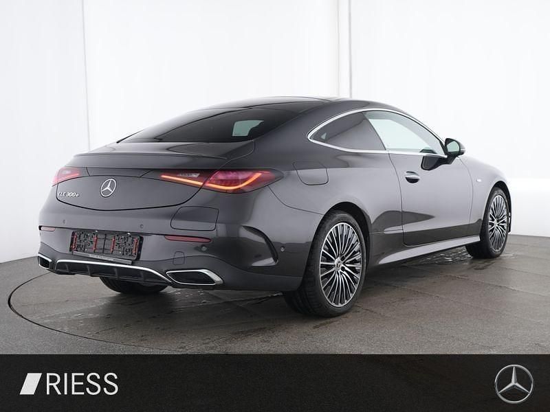 Gebraucht Mercedes CLE300 Premium 313 PS (230 kW) 2024 Metalliclack graphitgrau Coupé