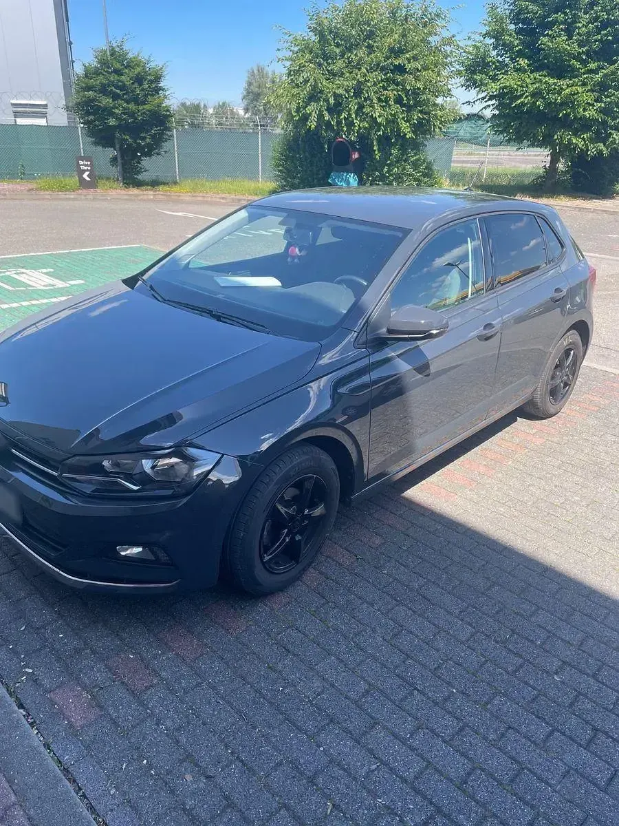 Gebraucht VW Polo Highline 95 PS (69 kW) 2019 Grau Kleinwagen