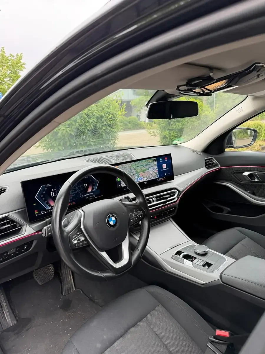Gebraucht BMW 318 150 PS (110 kW) 2023 Schwarz Kombi