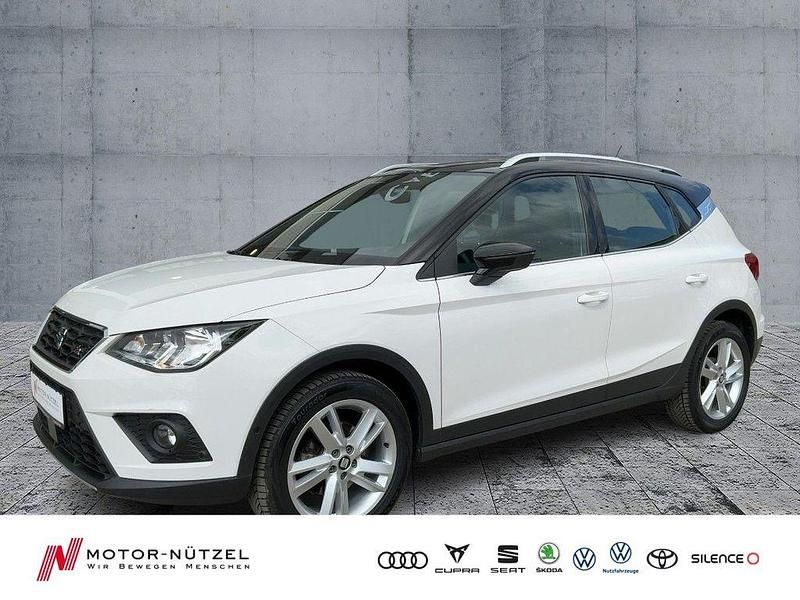 Weiß Gebraucht 2021 Seat Arona FR-Line SUV | 18.330 € (Fairer Preis) - Bild 1/4