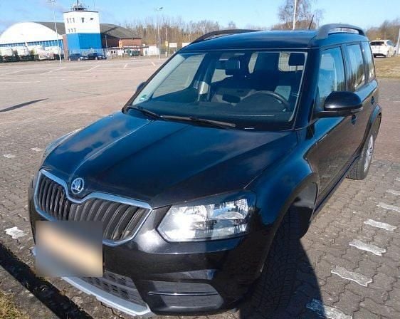 Gebraucht Skoda Yeti Active 105 PS (77 kW) 2014 Schwarz SUV