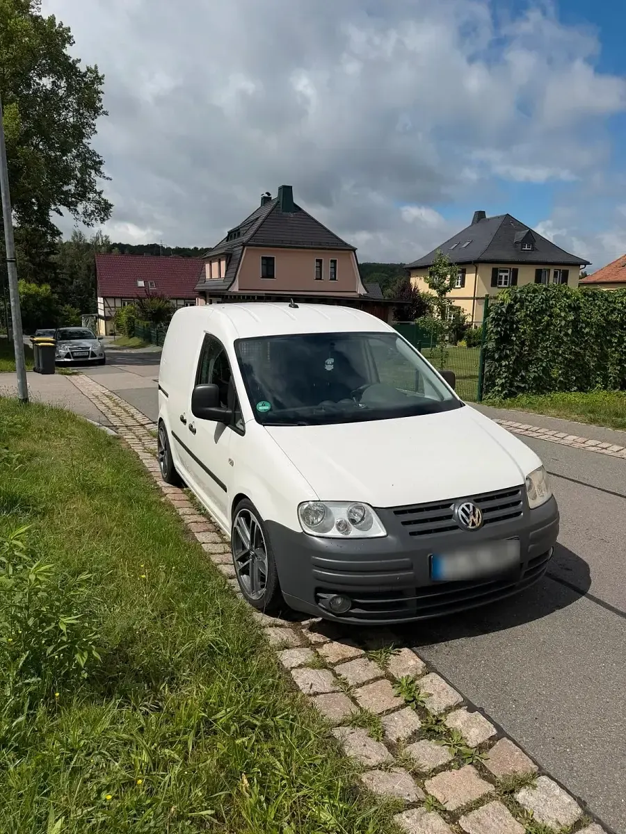 Gebraucht VW Caddy 70 PS (51 kW) 2009 Weiß Van / Kleinbus
