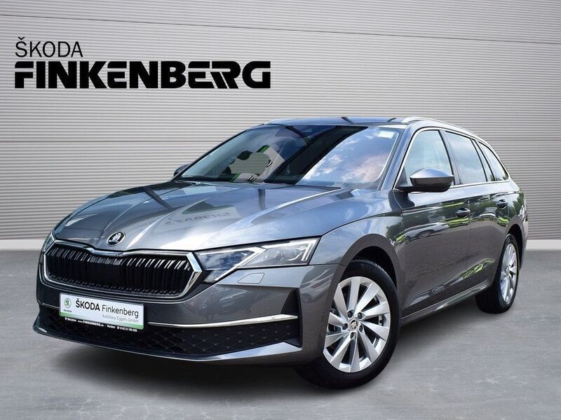 Grau Gebraucht 2024 Skoda Octavia Selection Kombi | 37.980 € (Fairer Preis) - Bild 1/4