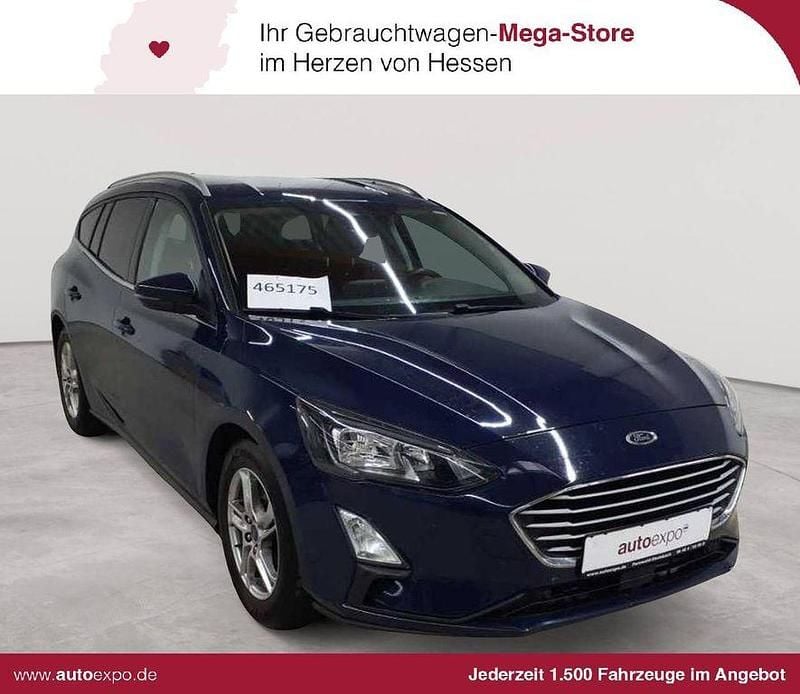 Blau Gebraucht 2020 Ford Focus Cool & Connect Limousine | 11.989 € (Superpreis) - Bild 1/4