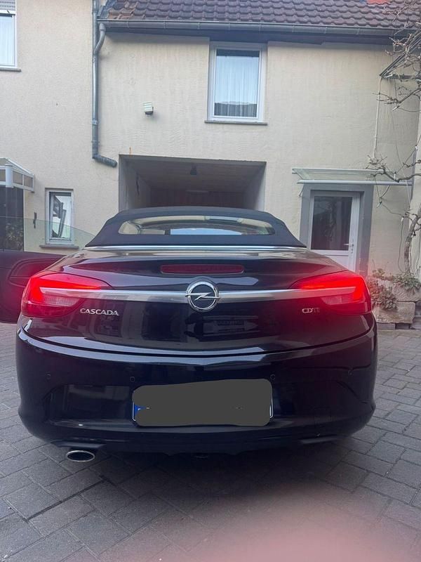 Usata Opel Cascada 165 CV (121 kW) 2014 Nero Cabrio