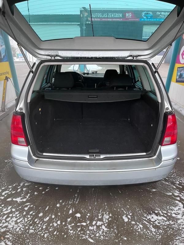 Gebraucht VW Bora 101 PS (74 kW) 2002 Silber Kombi