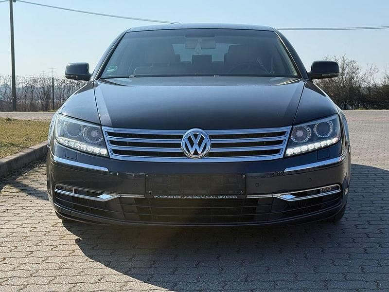 Usata VW Phaeton 239 CV (175 kW) 2011 Grigio Berlina