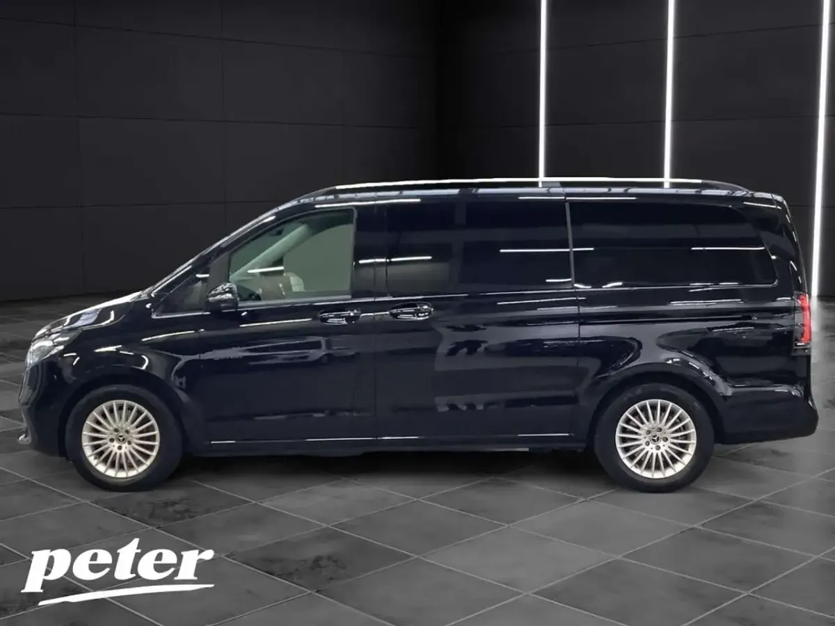 Gebraucht Mercedes V300 Style 237 PS (174 kW) 2024 Obsidianschwarz metallic Van / Kleinbus