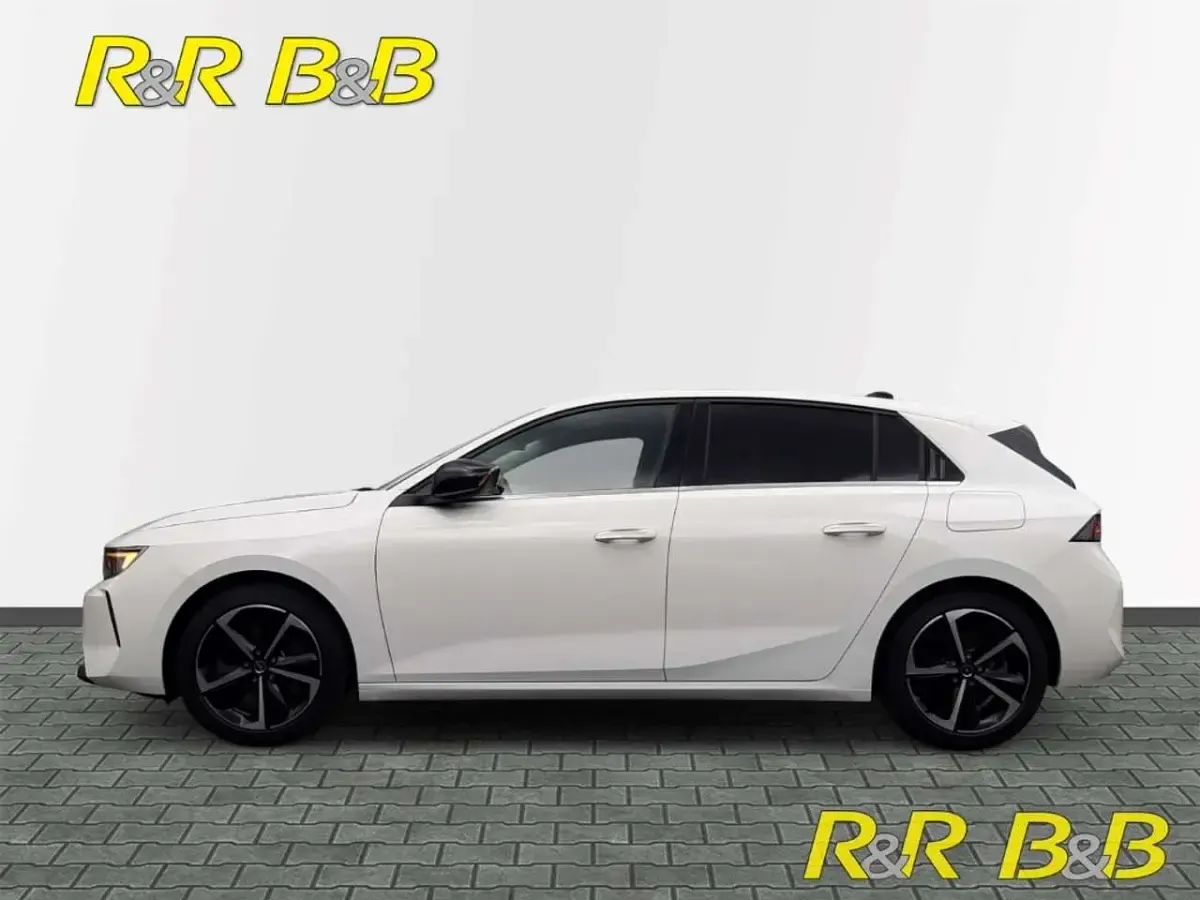 Gebraucht Opel Astra Elegance 181 PS (133 kW) 2023 Weiss Kleinwagen
