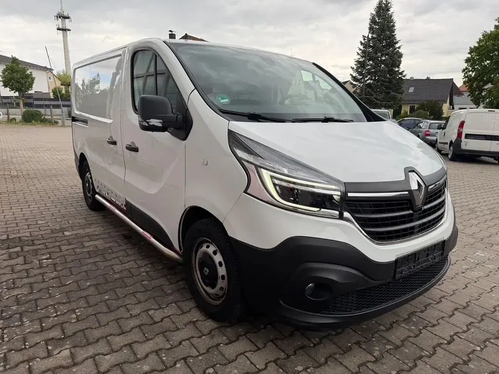 Gebraucht Renault Trafic Komfort 120 PS (88 kW) 2020 Weiß Van / Kleinbus