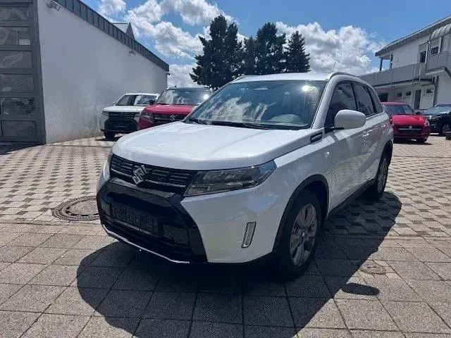 Gebraucht Suzuki Vitara Comfort 110 PS (80 kW) 2026 Weiß SUV