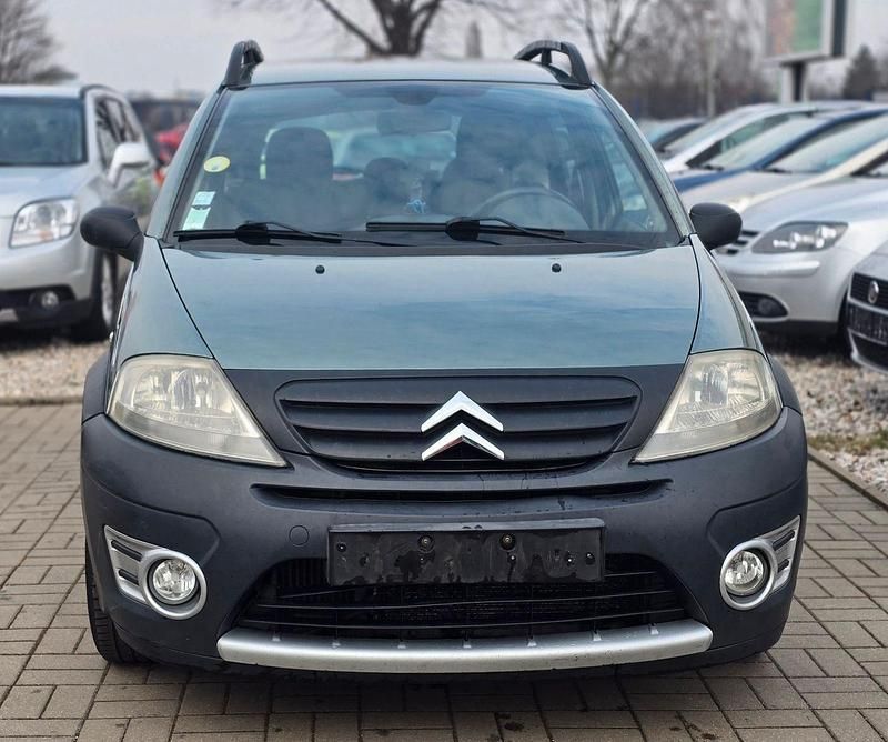 Gebraucht Citroën C3 90 PS (66 kW) 2007 Grün Kleinwagen